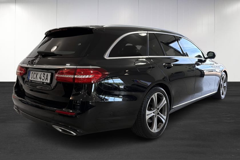 Bild 4 av Mercedes-Benz E 220 T d Avantgarde / Drag