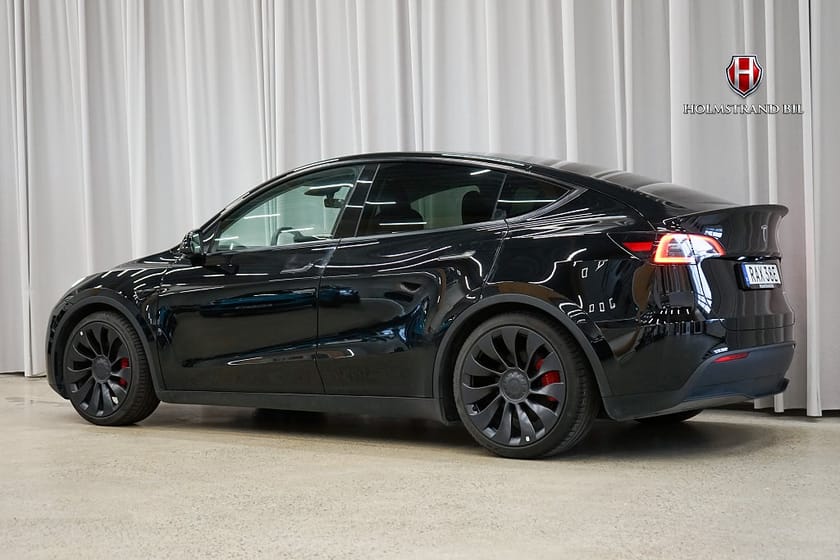 Bild 5 av Tesla Model Y Performance Drag Värmepump Rattvärme MOMS