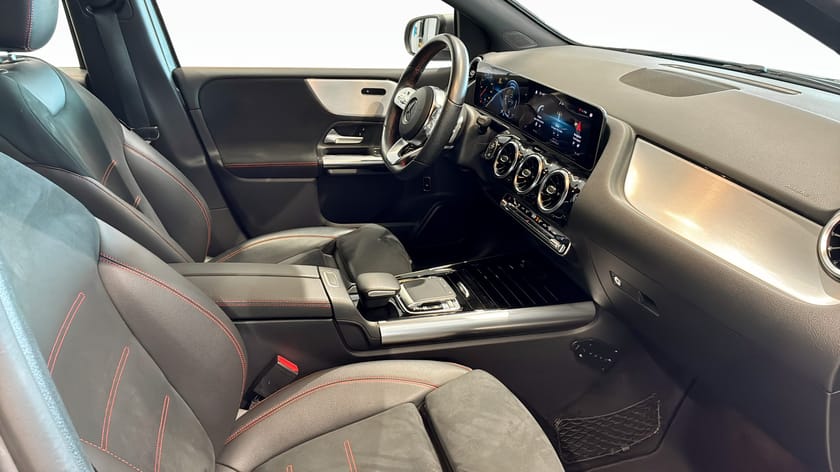 Bild 3 av Mercedes-Benz B 180 AMG Line Dragkrok