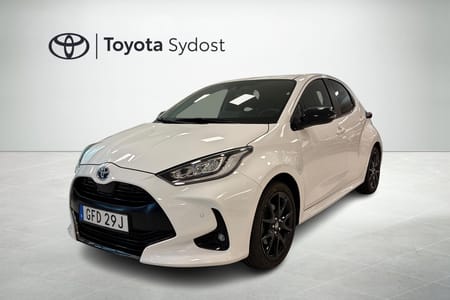 Toyota Yaris Hybrid Style, JBL, Säkerhetspaket