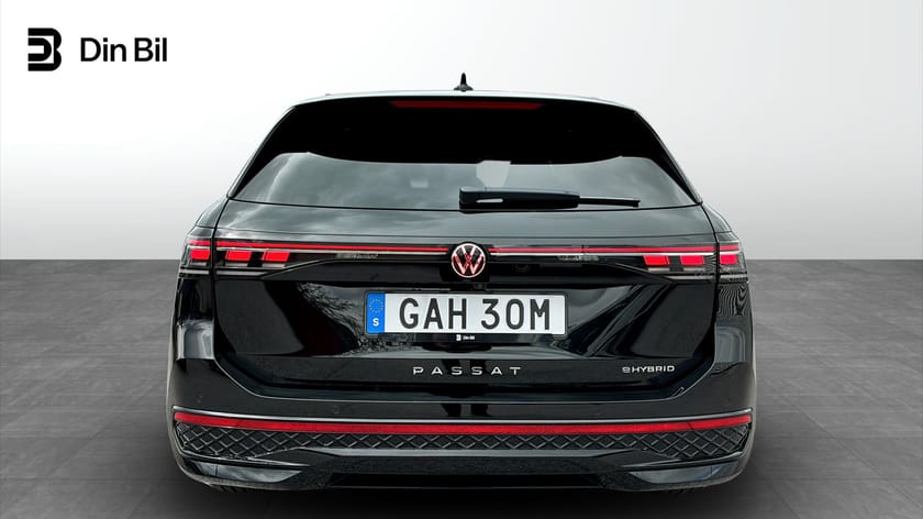 Bild 5 av Volkswagen Passat Variant eHybrid 272 DSG6 R-LINE Swe edition leasingkampanj