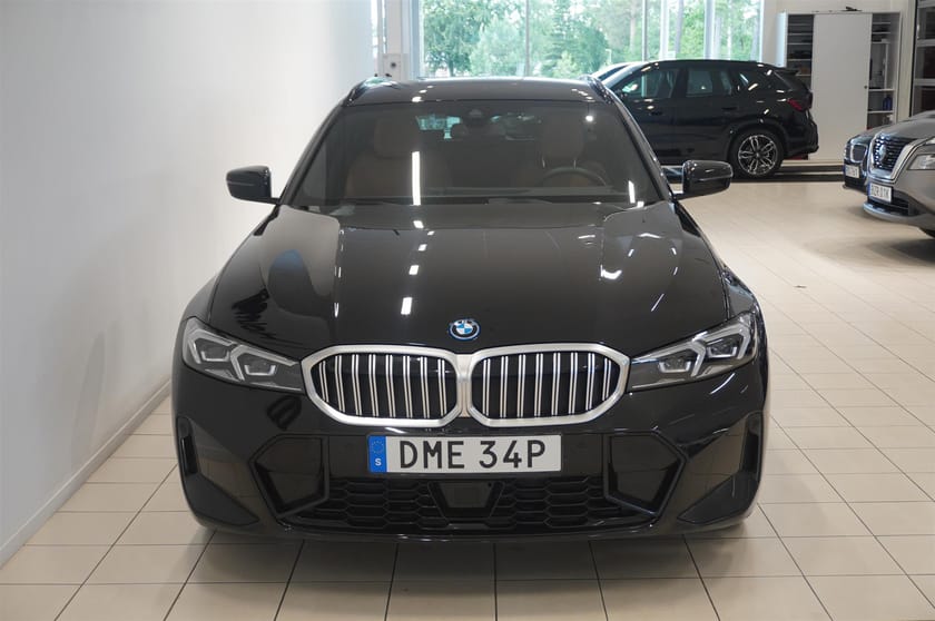 Bild 4 av BMW 330e xDrive Touring M-Sport