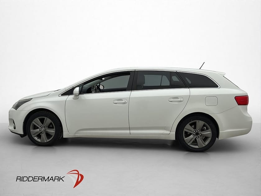 Bild 5 av Toyota Avensis Kombi 1.8 147hk Edition 50 Panorama Kamera Drag