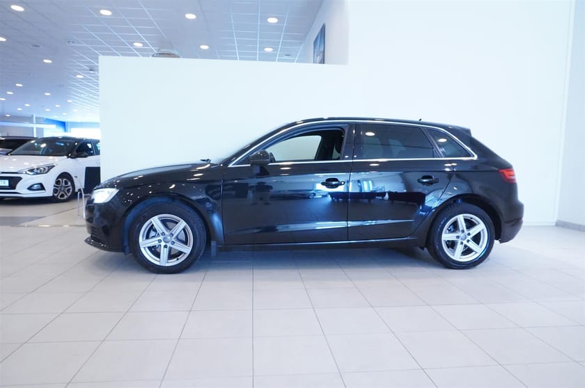 Bild 4 av Audi A3 Sportback 1.5 TFSi Manuell, 150hk, Adaptiv Farth