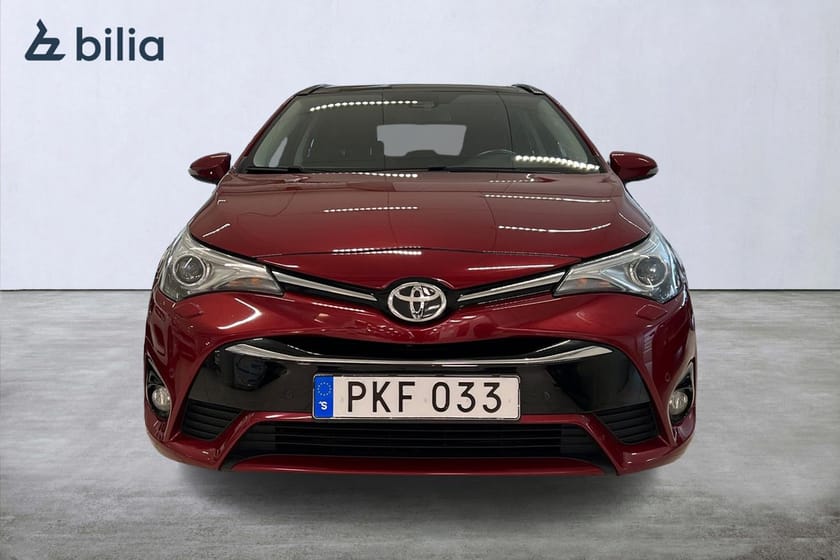 Bild 5 av Toyota Avensis Kombi 2.0 TS Executive Skyview Skinn Drag