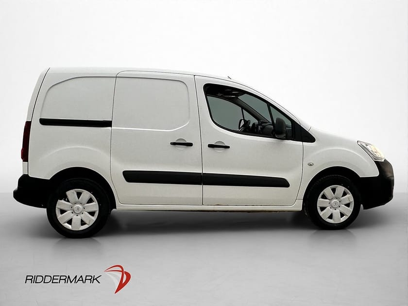 Bild 2 av Citroën Berlingo Van Increased Payload 1.6HDi Ny-Kamrem 3-Sits Farthållare CarPlay
