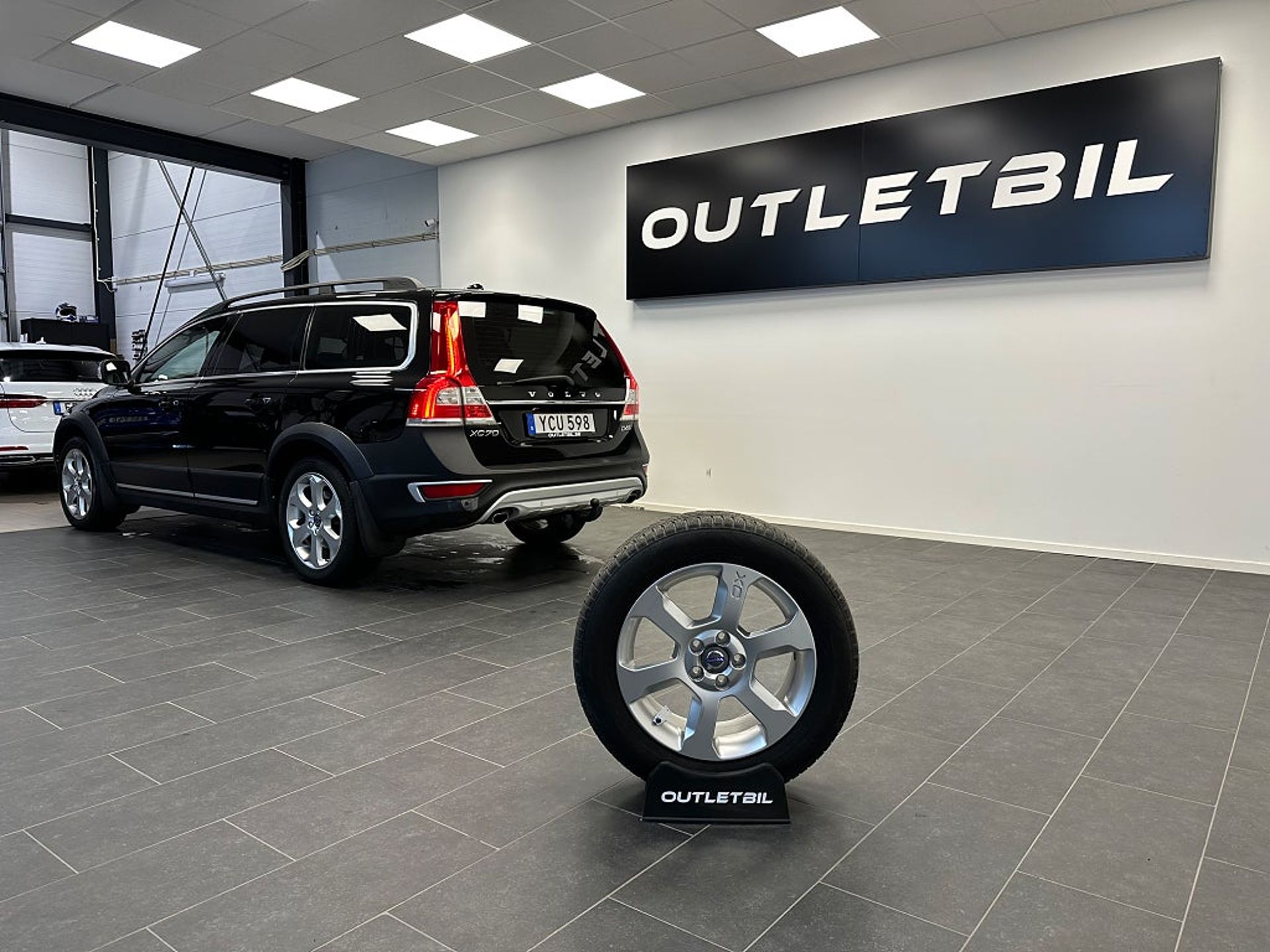 Volvo XC70 2016, kuva 7/10