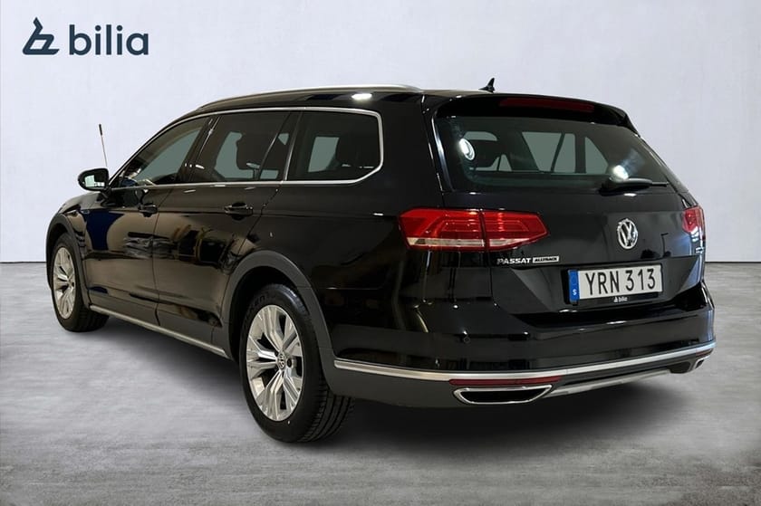 Bild 2 av Volkswagen Passat Alltrack GT 2.0 TDI 4M Parkeringsvärmare Dragkrok