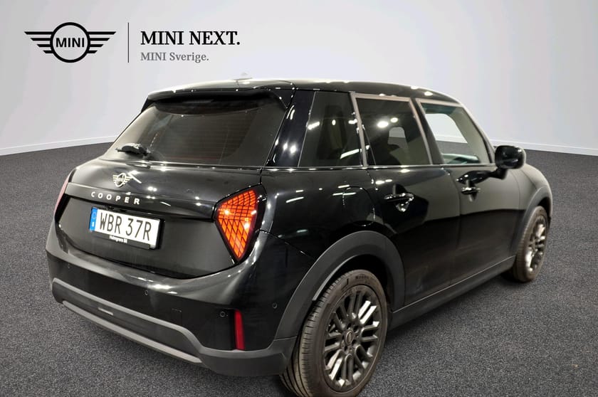 Bild 5 av MINI Cooper C Essential Trim, Paket XS