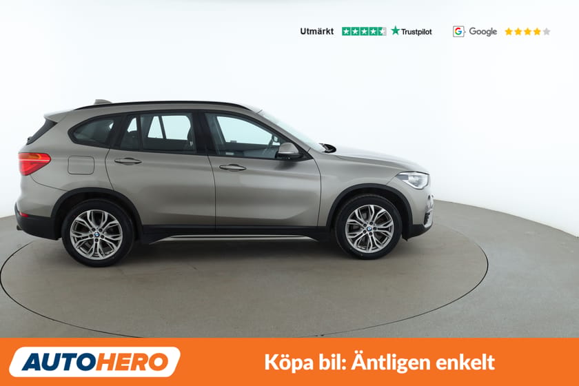 Bild 3 av BMW X1 xDrive18d Sport line / Dragkrok, Rattvärme