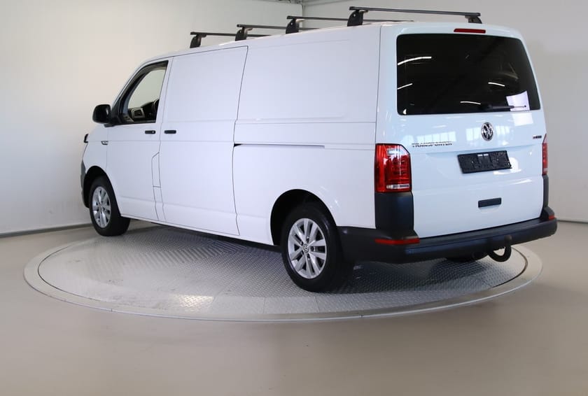 Bilde 3 av Volkswagen Transporter 2,0 150hk Lang 4M ACC/Krok/Webasto/BT/Led/Loyds Innredn