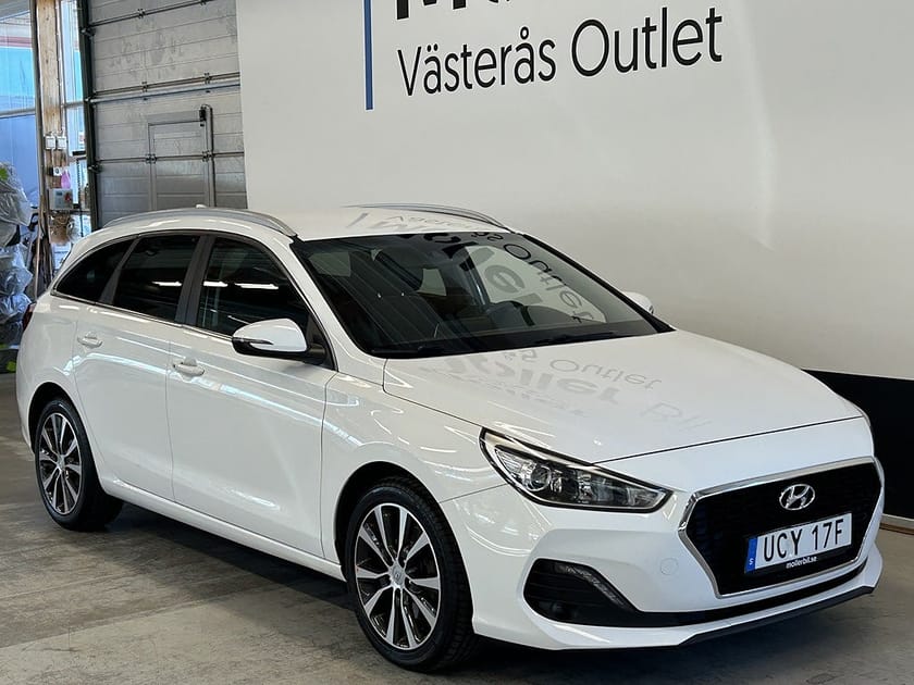 Bild 1 av Hyundai i30 Kombi 1.4 T DCT 140hk Backkamera Nav CarPlay