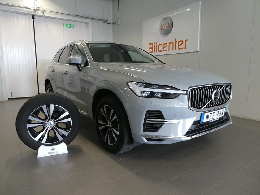Bild 1 av Volvo XC60 Recharge T6 AWD Core Edition Pano-Longrange-Kamera-SoV