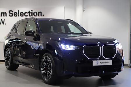 BMW X3 M50 xDrive Individual / Kupévärmare / 21" / Nypris 1040"
