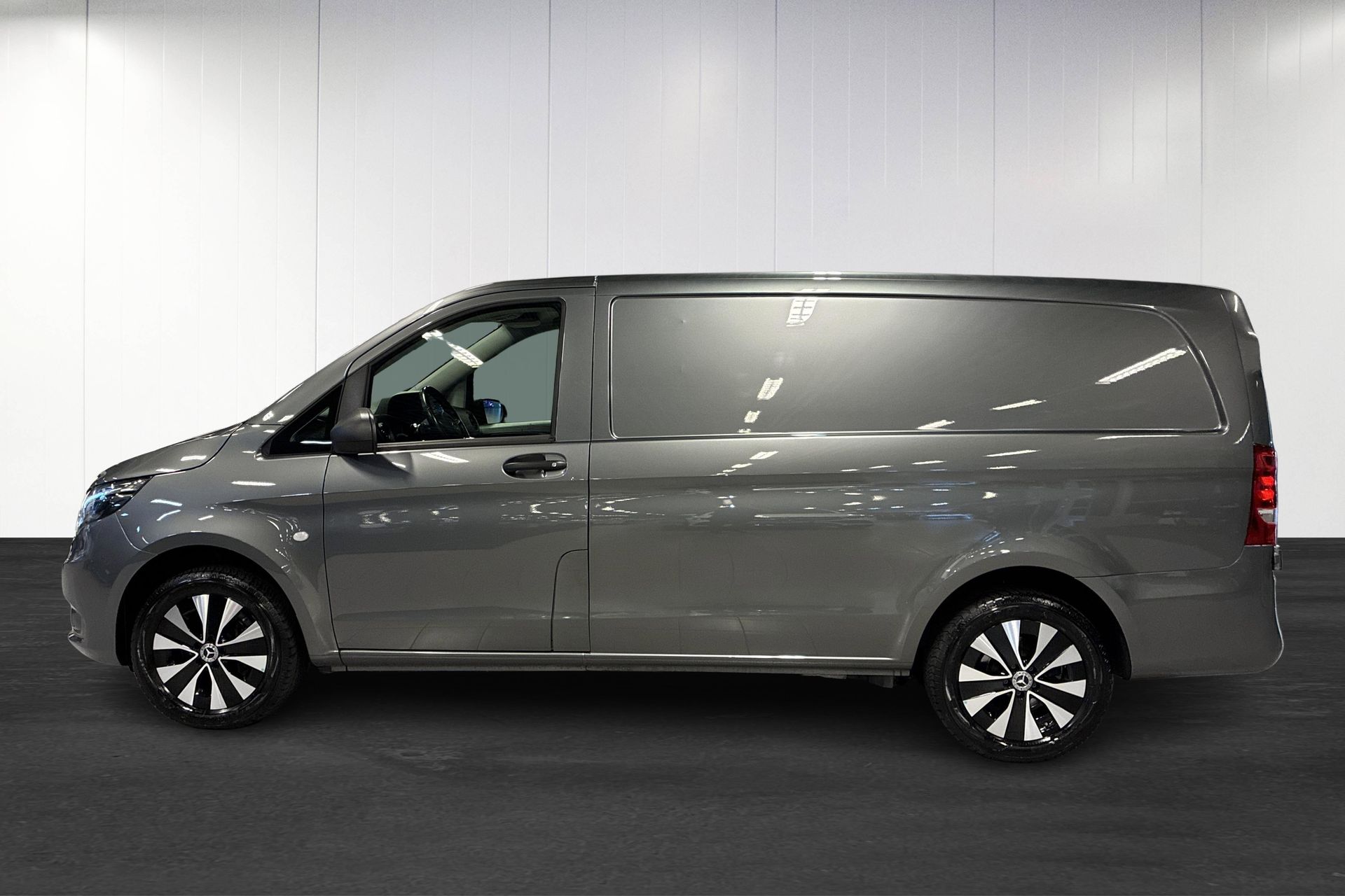 Mercedes-Benz Vito 2023, kuva 7/10