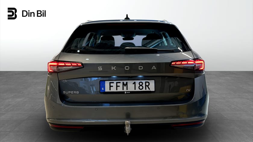 Bild 5 av Škoda Superb iV Kombi Selection Drag/Backkamera
