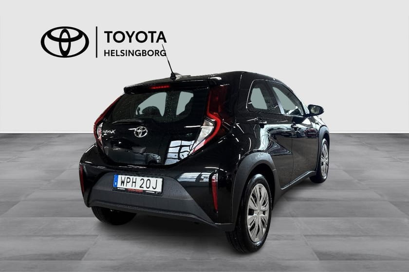 Bild 4 av Toyota Aygo X 1.0 S-CVT Play