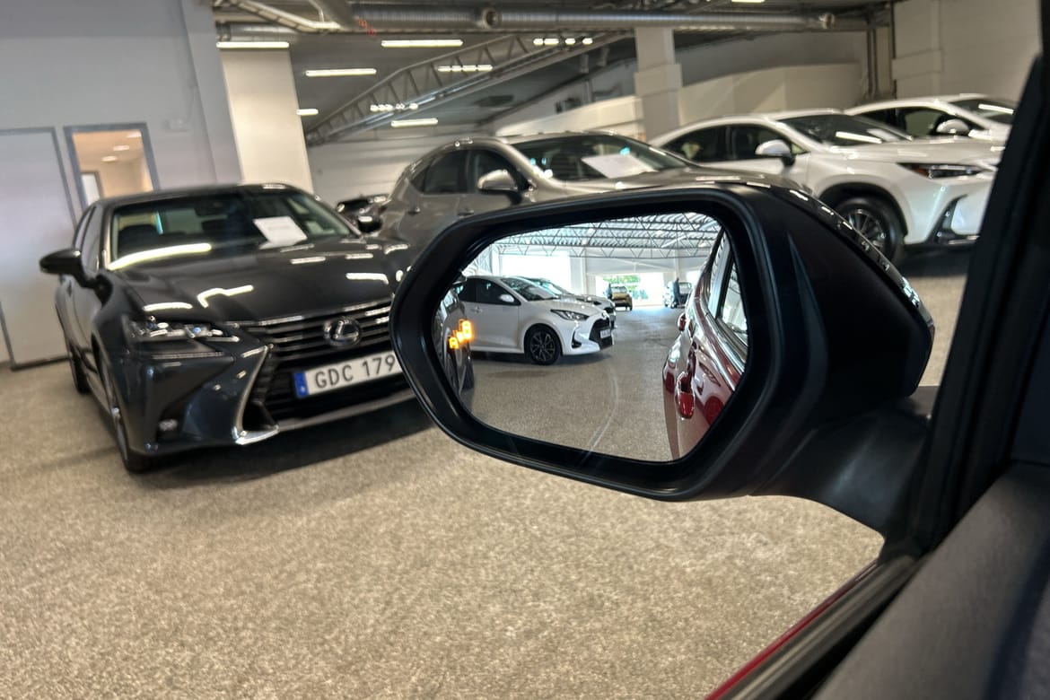 12 / 16