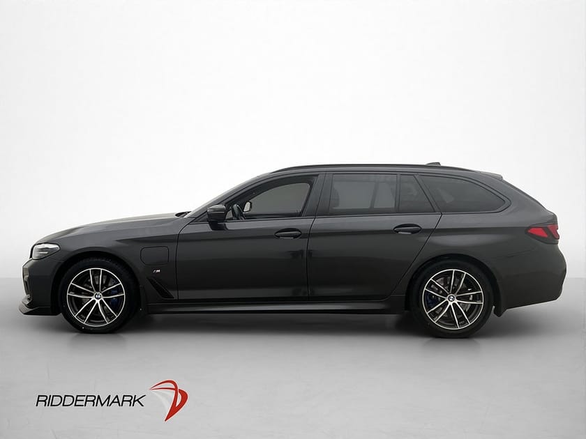 Bild 4 av BMW 530e xDrive Touring 292hk M-Sport Drag Navi Kamera