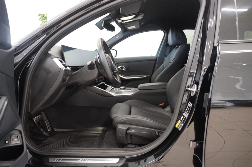 Bild 2 av BMW 330e xDrive Touring 