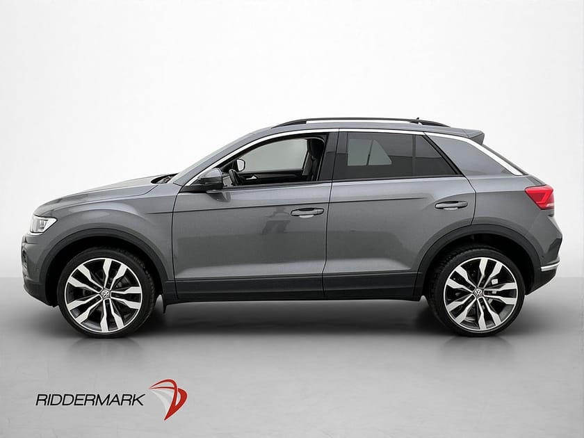 Bild 4 av Volkswagen T-Roc 1.5 TSI 150hk Drag Kamera Cockpit CarPlay