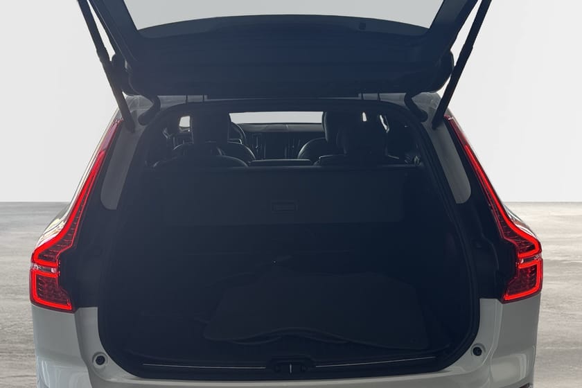 Bild 2 av Volvo XC60 T6 Plus Dark Nordic Edition