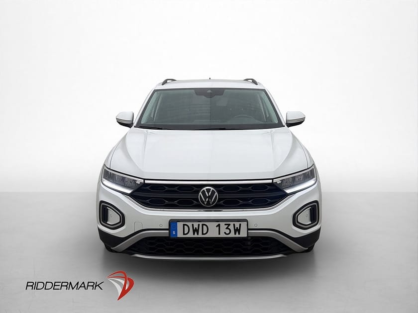 Bild 2 av Volkswagen T-Roc 1.0 TSI 110hk Base Cockpit CarPlay Adaptiv