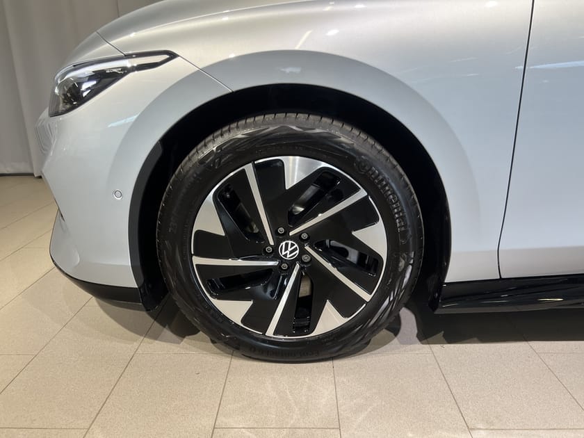 Bild 5 av Volkswagen ID.7 Pro S Tourer 86Kwh 286HK Drag
