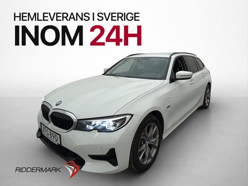 Bild 3 av BMW 330e xDrive Touring Sport Line Cockpit Drag Rattvärme CarPlay