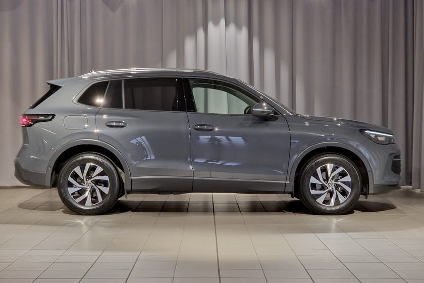 Bild 4 av Volkswagen Tiguan LIFE | 1.5 eTSI | 150 HK | Parkeringsvärmare