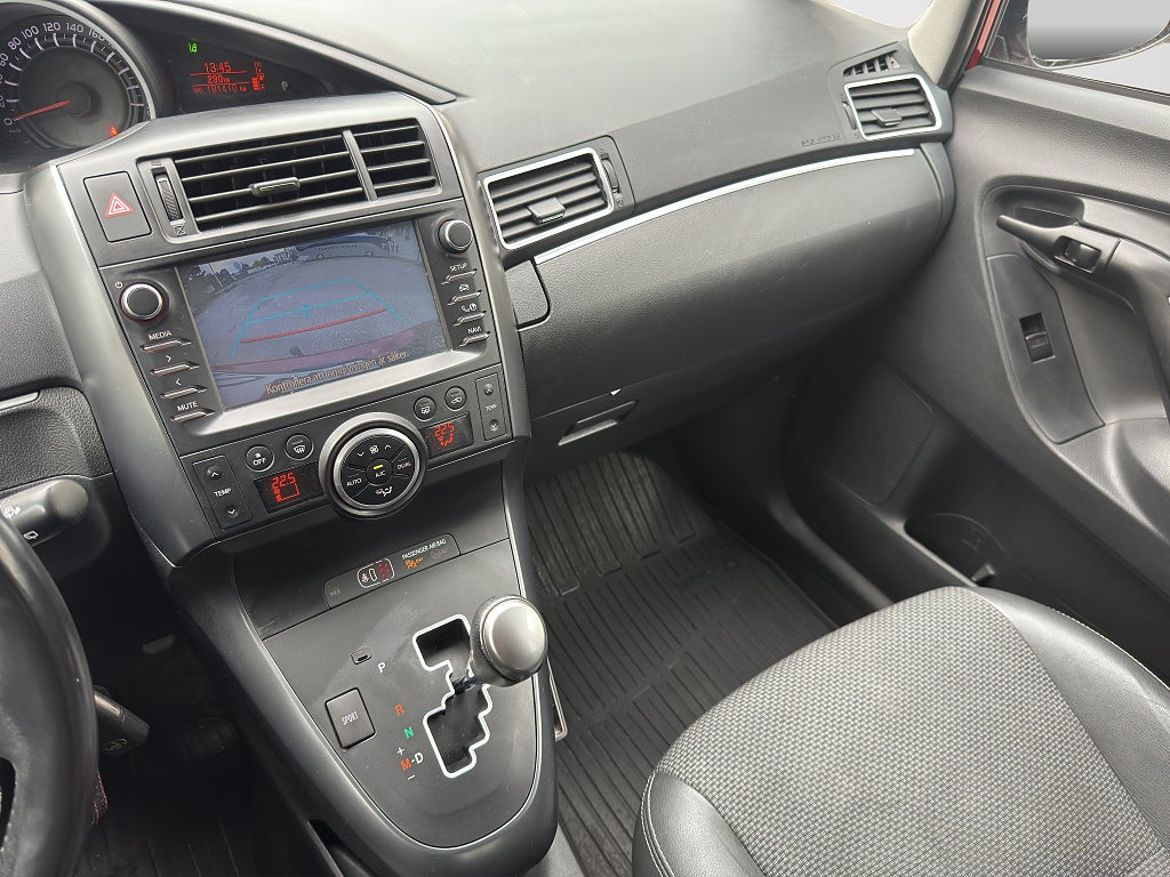 Toyota Verso, bild 14 av 21