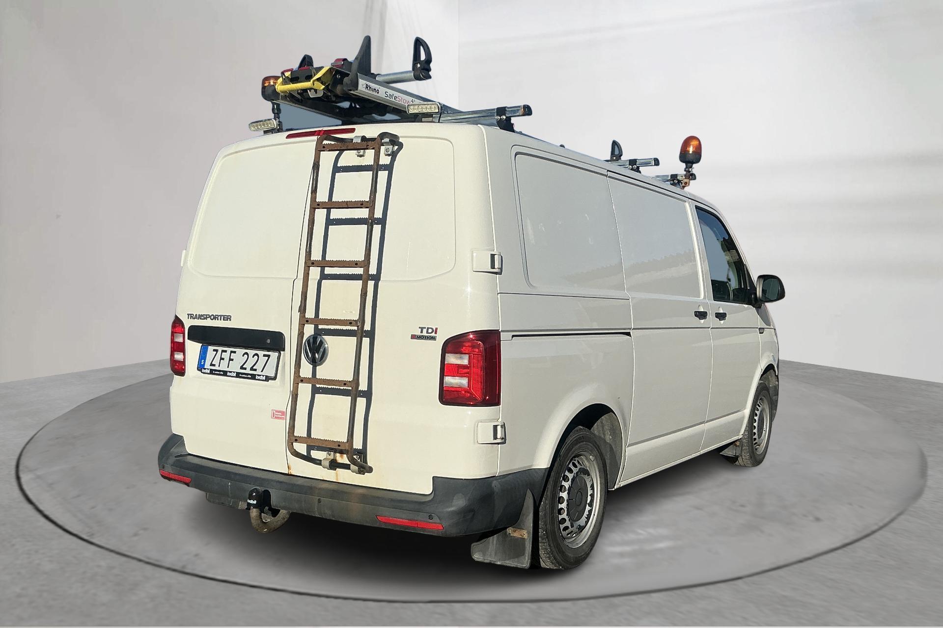 Volkswagen Transporter 2.0 TDI SCR 2018, kuva 3/10
