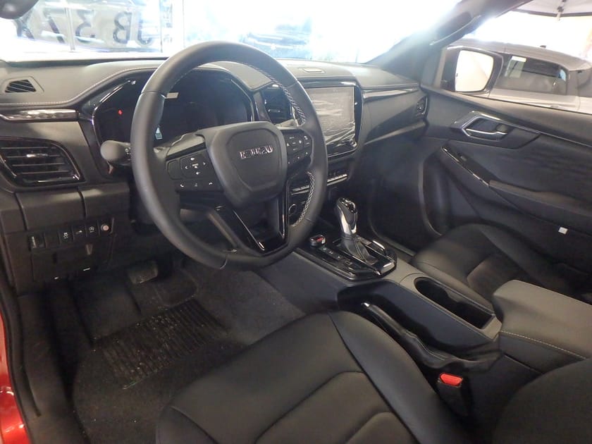 Bild 5 av Isuzu D-Max Crew Cab XRX 1.9 AUT CNG 4WD OMG LEV LÅG SKATT