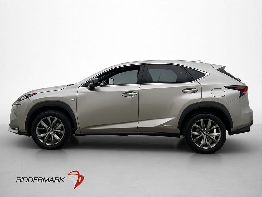 Bild 2 av Lexus NX 300h AWD 197hk F-Sport Skinn Kamera Rattvärme