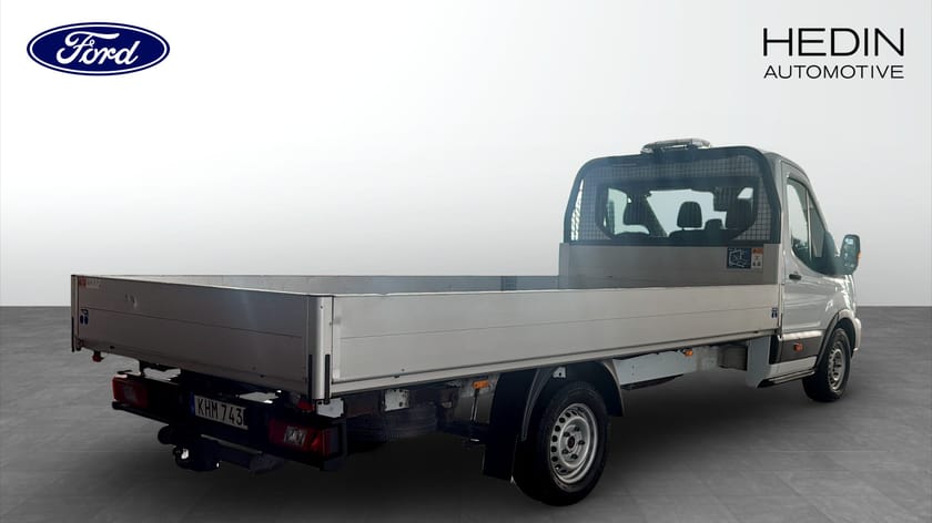 Bild 2 av Ford Transit 350 Chassi Cab V363 2.2 Flakbil | Motorvärmare | Nyservad