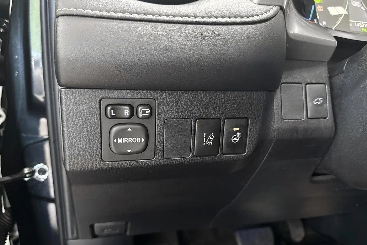 picture of a car