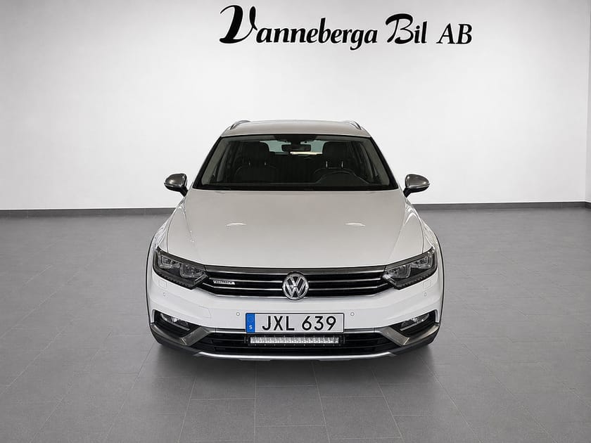 Bild 2 av Volkswagen Passat Alltrack 2.0 TDI DPF SCR BMT 4M Drag/Backkamera Euro 6