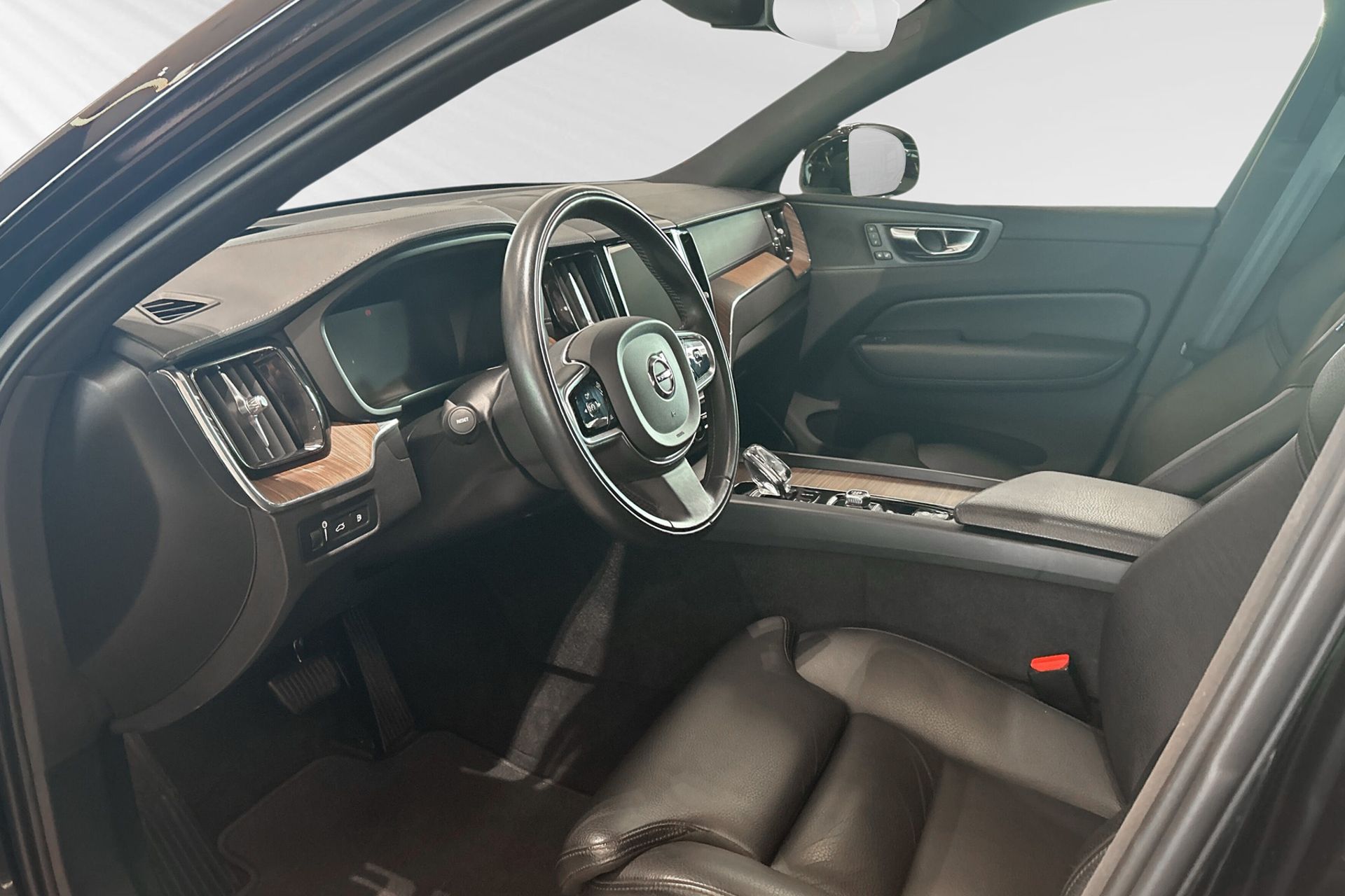 Volvo XC60 2020, bild 7/37