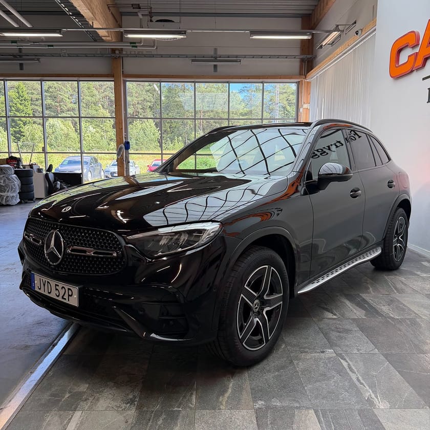Bild 5 av Mercedes-Benz GLC 300 e 4MATIC 4M AMG Line Burmester Carplay Backkamera