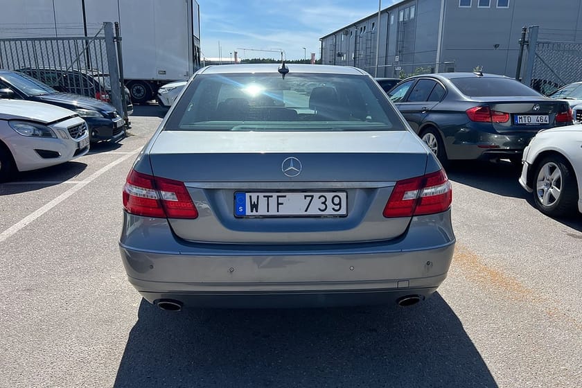 Bild 4 av Mercedes-Benz E 350 CDI 4MATIC BE BlueEFFICIENCY Elegance Line Aut Skinn