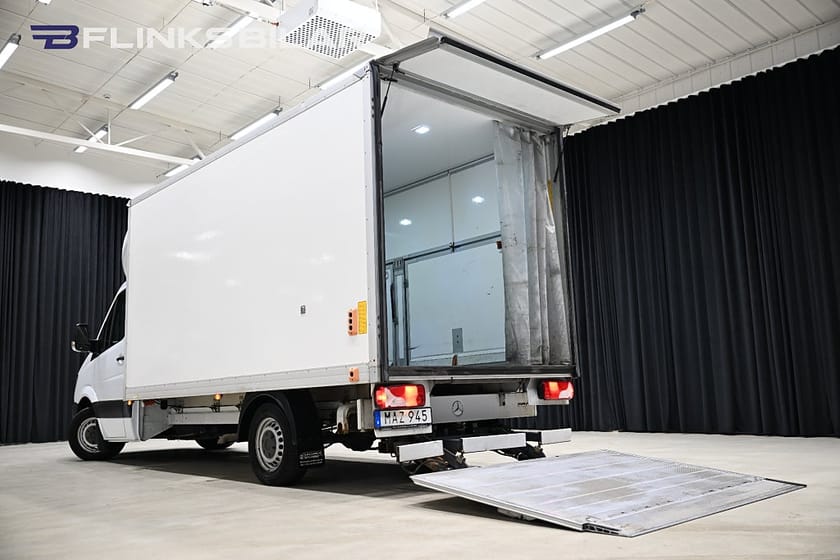 Bild 5 av Mercedes-Benz Sprinter 316 BlueTEC Chassi Cab Automat|Volymskåp|BG-Lyft|Kylbil|Nattkyla|Leasbar