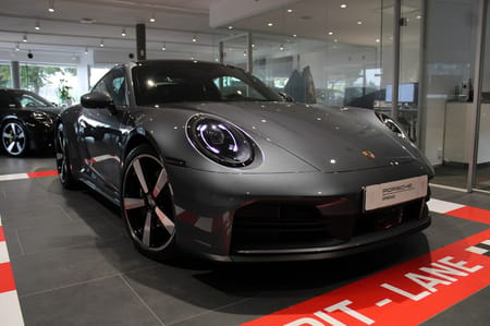 Porsche 911 Carrera