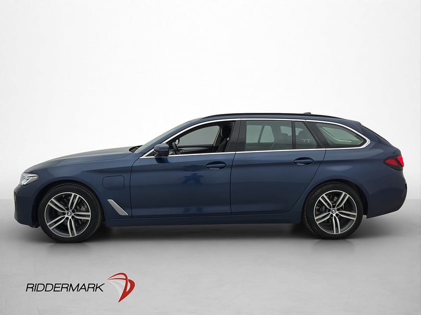Bild 4 av BMW 530e Touring 530 292hk Cockpit H/K 360° Skinn Drag Navi
