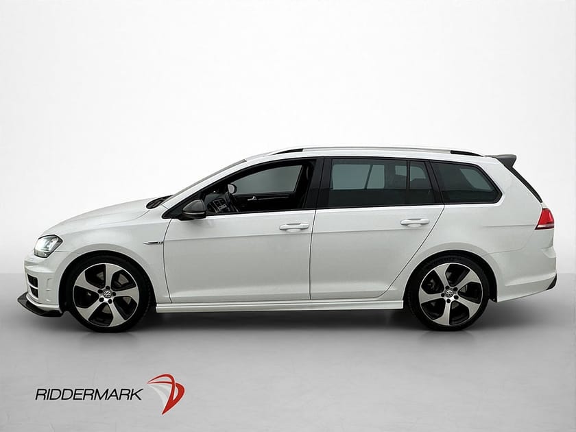Bild 5 av Volkswagen Golf Sportscombi R TSI 4M 300hk Dynaudio Kamera Skinn