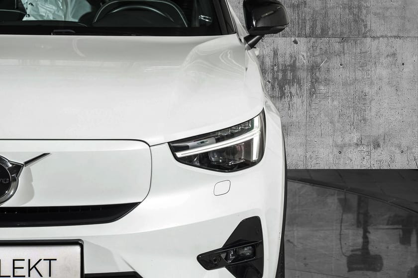 Bilde 4 av Volvo XC40 Recharge Single Motor Extended Range Ultimate Pixel Hengerfeste 20" felg