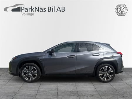 Lexus UX 300e 204hk Premium Taklucka