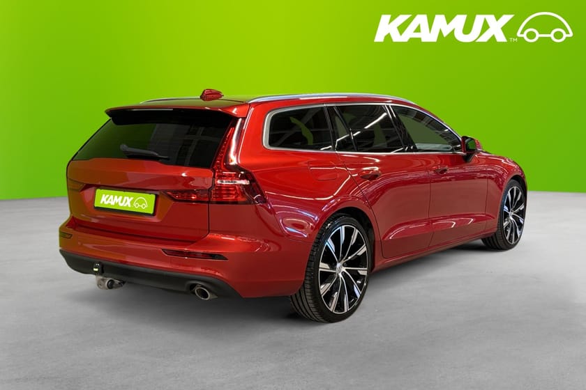 Bild 4 av Volvo V60 D3 Momentum Advanced 150hk Värmare 360° Drag BLIS HuD