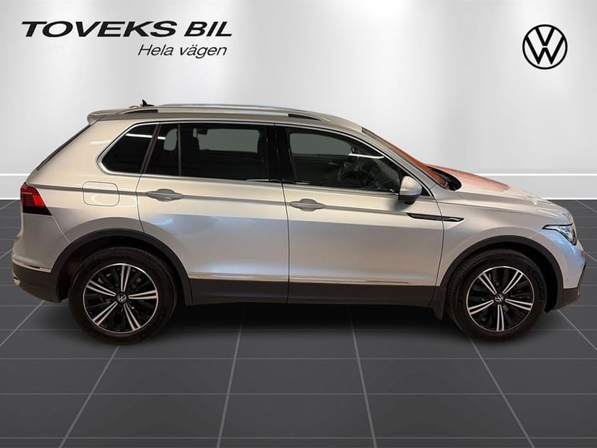 Bild 2 av Volkswagen Tiguan 2.0 TDI 200hk 4M Aut/Drag