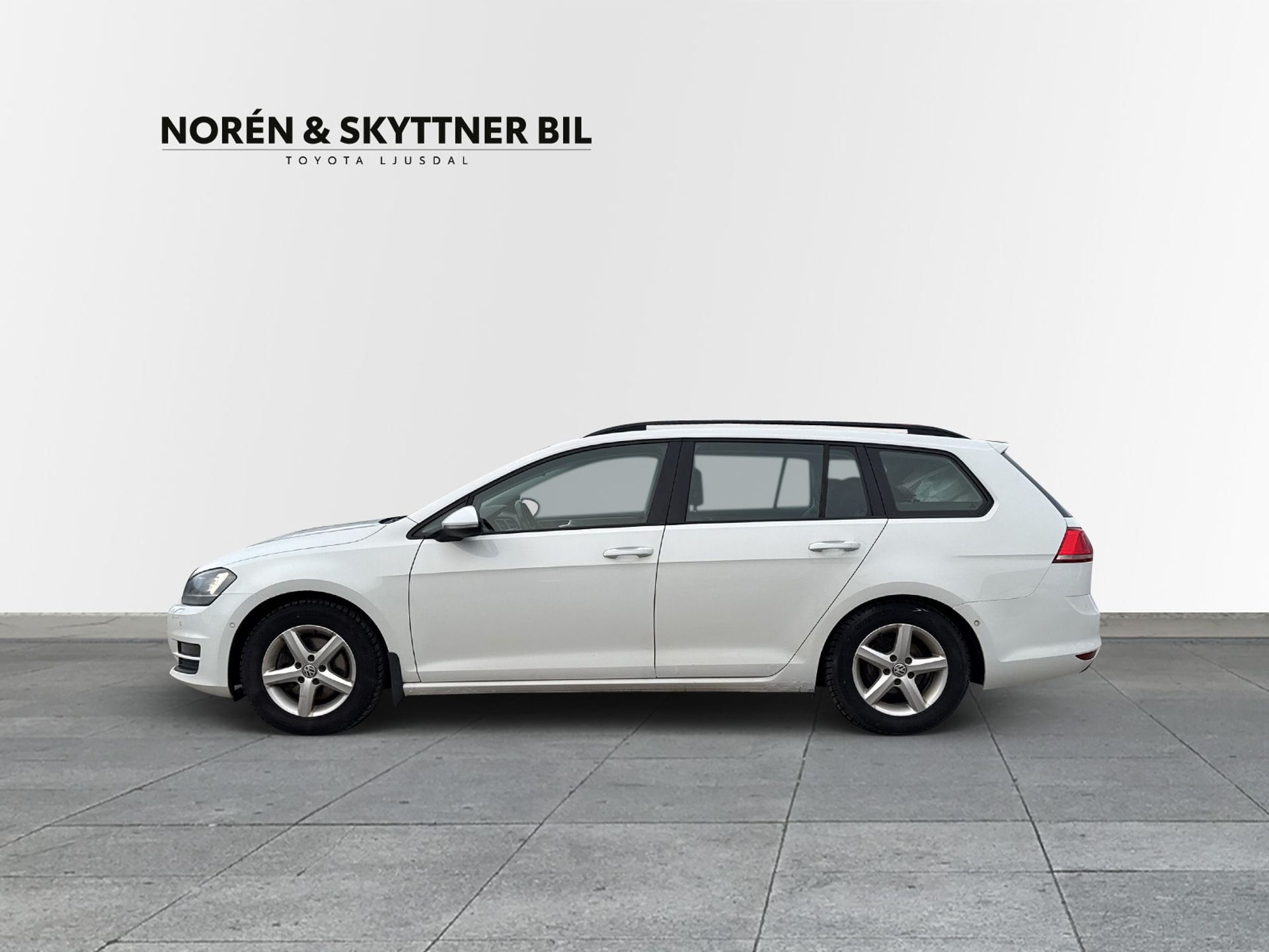 Volkswagen Golf 1.6 TDI DPF BMT 2014, bild 3/20