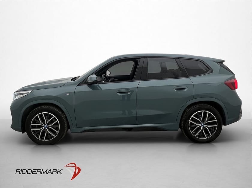Bild 5 av BMW iX1 xDrive30 M Sport Widescreen H/K Navi Kamera MOMS